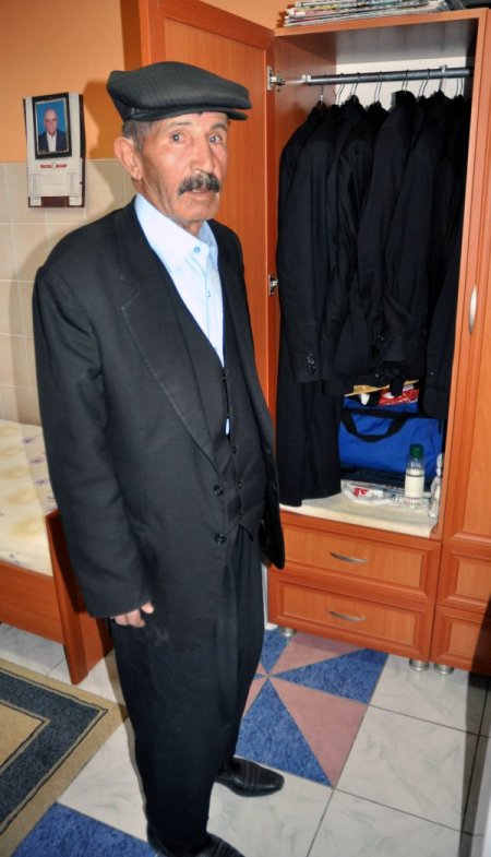 Darbe Davasının İlk Günü, 32 Yıllık Siyah Gömleği Maviye Döndü