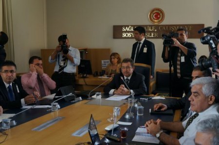 Darbeleri Araştırma Komisyonu, Karamehmet'i dinliyor