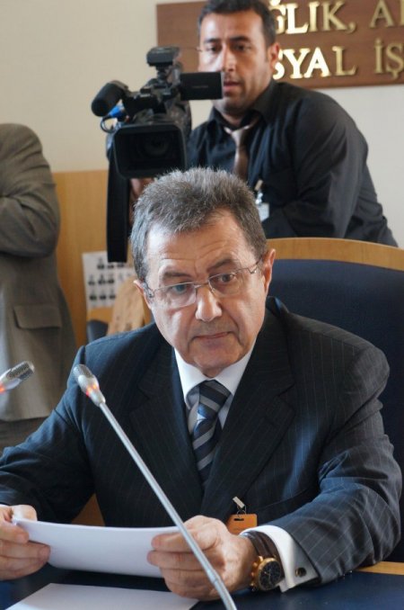 Darbeleri Araştırma Komisyonu, Karamehmet'i dinliyor