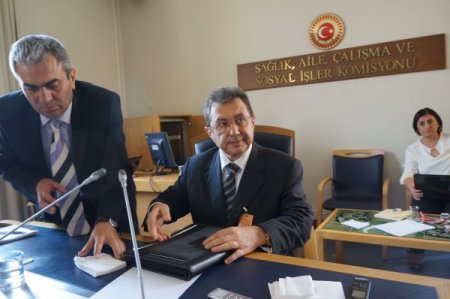 Darbeleri Araştırma Komisyonu, Karamehmet'i dinliyor