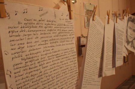 Darbenin ‘görülmüştür’ Damgalı Mektupları Sergileniyor