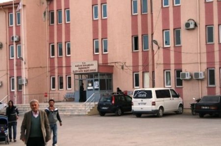 Dargeçitliler Devlet Hastanesine Doktor Bekliyor
