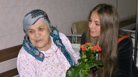 Darülaceze Saygı Kulübü yaşlıları mutlu etmeye devam ediyor