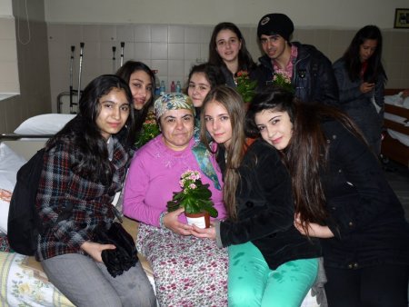 Darülaceze Saygı Kulübü yaşlıları mutlu etmeye devam ediyor