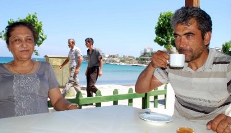 Datça bademinden kahve yapıyorlar