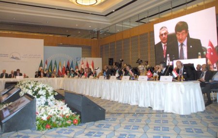 Davutğlu: Kalıcı bir barışın ön şartı 'bağımsız Filistin'dir