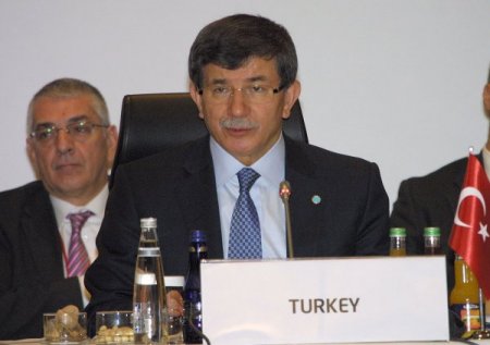 Davutğlu: Kalıcı bir barışın ön şartı 'bağımsız Filistin'dir