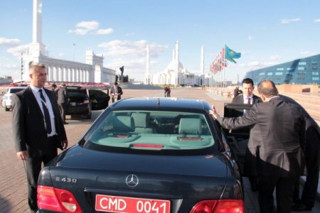 Davutoğlu, Astana’dan ayrıldı