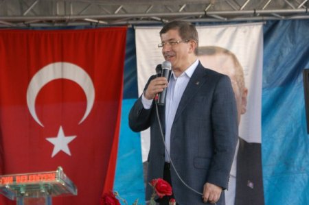 Davutoğlu, Ilgın Kapalı Sebze Pazarı'nın Açılışını Yaptı