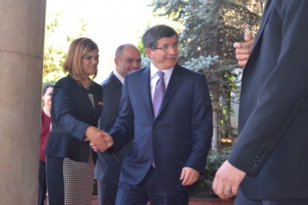 Davutoğlu, Lavrov ile görüştü