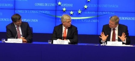 Davutoğlu: Bir 50 yıl daha beklemek istemiyoruz