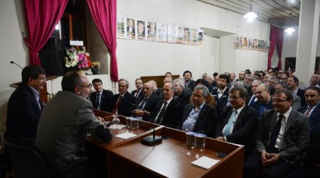 Davutoğlu: Dış politikada diğer ülkeler tarafından örnek alınan işler yaptık