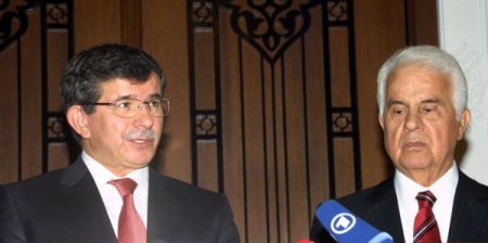 Davutoğlu: Doğu Akdeniz'de Kalıcı Barış İstiyoruz