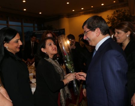 Davutoğlu: Kamplarda bir buçuk yılda 2 bin 904 bebek doğdu
