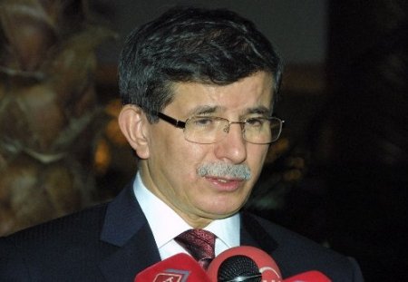 Davutoğlu: Suriye Halkını Kaderine Terk Edemeyiz