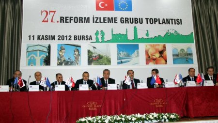 Davutoğlu: Suriye muhalefetinin yeniden yapılanma süreci tamamlandı