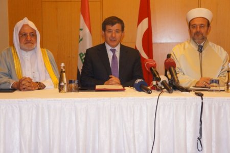 Davutoğlu: Suriye’de Dini Mekanların Zarar Görmemesine Özen Gösterilmeli