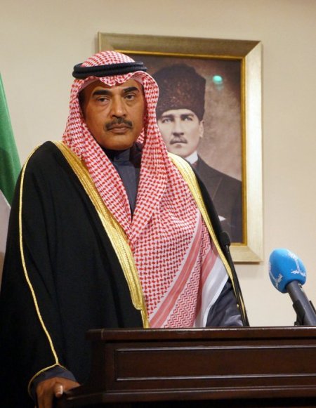 Davutoğlu: Terör saldırısından siyasi rant hesabı içine girilmemeli