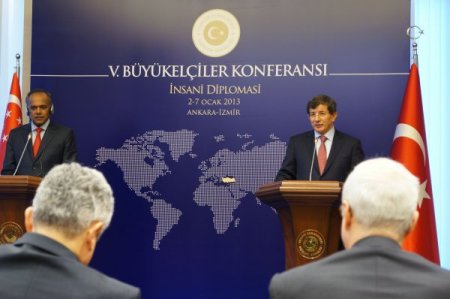 Davutoğlu: Terörün çözümü için hem bölgesel hem küresel çalışma mevcut