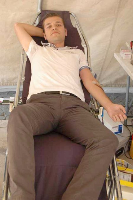 DEKDER üyeleri kan bağışında bulundu