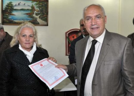 Demetevler'de 'çok Katlı Gecekondulara' Tapuları Veriliyor
