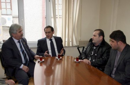 Demir: Biz ekmeği öpüp baş üstüne koyan bir milletiz