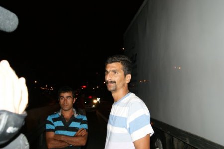 Demir Yığınına Dönen Otomobilden Sağ Çıktılar