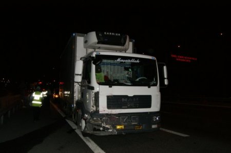 Demir Yığınına Dönen Otomobilden Sağ Çıktılar