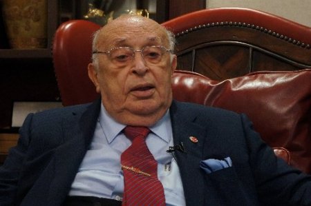 Demirel Cihan'a konuştu: Türkiye paniğe kapılmamalı