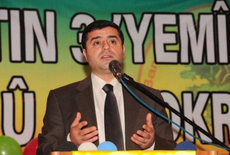Demirtaş: Barış sürecinin yürümesi için medya objektif habercilik yapsın