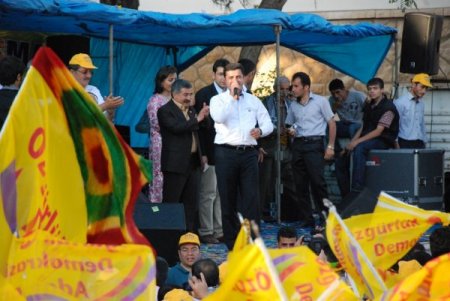 Demirtaş: 'Bdp, Mhp, Chp İttifakı' İddiaları İftira