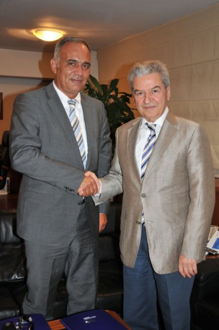 Demirtaş: Fuara Yunan heyeti akını var