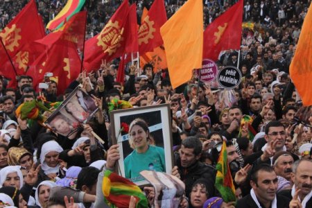 Demirtaş: Paris'teki infazlar barış sürecini durdurmak için yapıldı