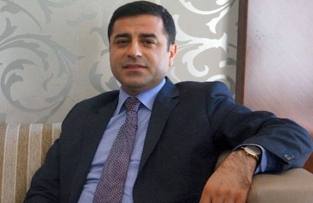 Demirtaş: PKK'lı silahlı güçlerin çekilmesi haziran sonunda tamamlanabilir