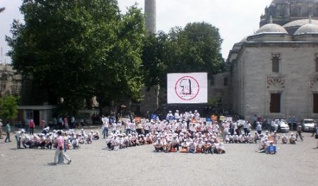 'demokrasi Elçileri' Kapı Kapı Dolaşarak 'evet' İ Anlatacak