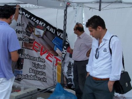 Demokrasi Platformu Üçüncü Gününde Kapatıldı