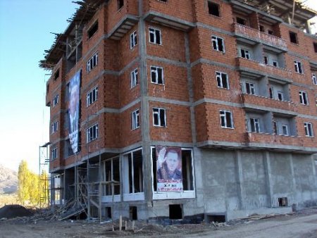 Demokratik Açılıma Doğubayazıt'tan Pankartlı Destek