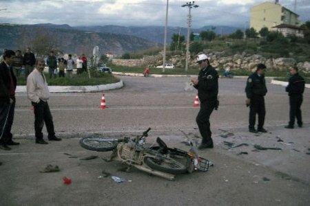 Demre'de Trafik Kazası: 1 Ölü