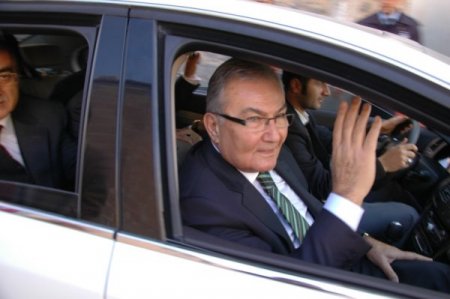 Deniz Baykal: Şerafettin Elçi, teröre teslim olmadı