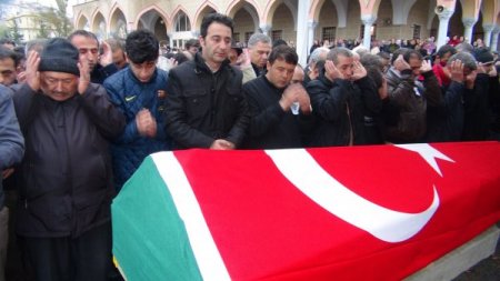 Denizci Sarıboğa, son yolculuğuna dualarla uğurlandı