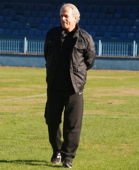 Denizli, takımıyla ilk antrenmana çıktı