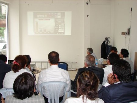 Denizli Ak Parti, Secim Sonuçlarını Cihan’dan Takip Ediyor