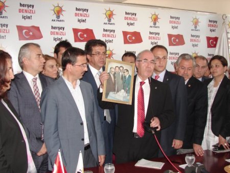 Denizli eski Belediye Başkanı Aygören AK Parti’ye katıldı