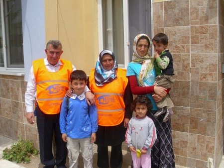 Denizli’de 20 Aile, Kimse Yok Mu Aracılığıyla Kardeş Oldu