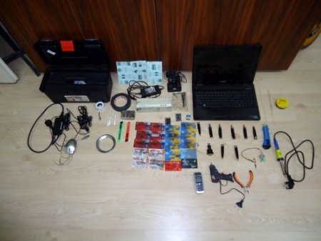 Denizli’de ATM/BTM’lerde kart kopyalama işine karışan iki kişi tutuklandı