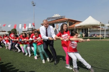 Denizli’de Çocuk Şenliği