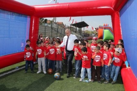 Denizli’de Çocuk Şenliği
