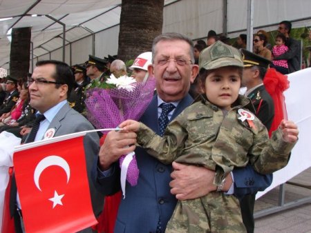 Denizli’de Cumhuriyet Bayramı coşkusu