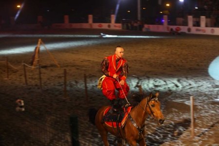 Denizli'de Geleneksel Sporlar Festivali'nin galası büyük ilgi gördü