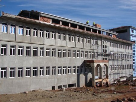 Denizli'de imeceyle yapılan meslek lisesinin yüzde 65'i tamamlandı